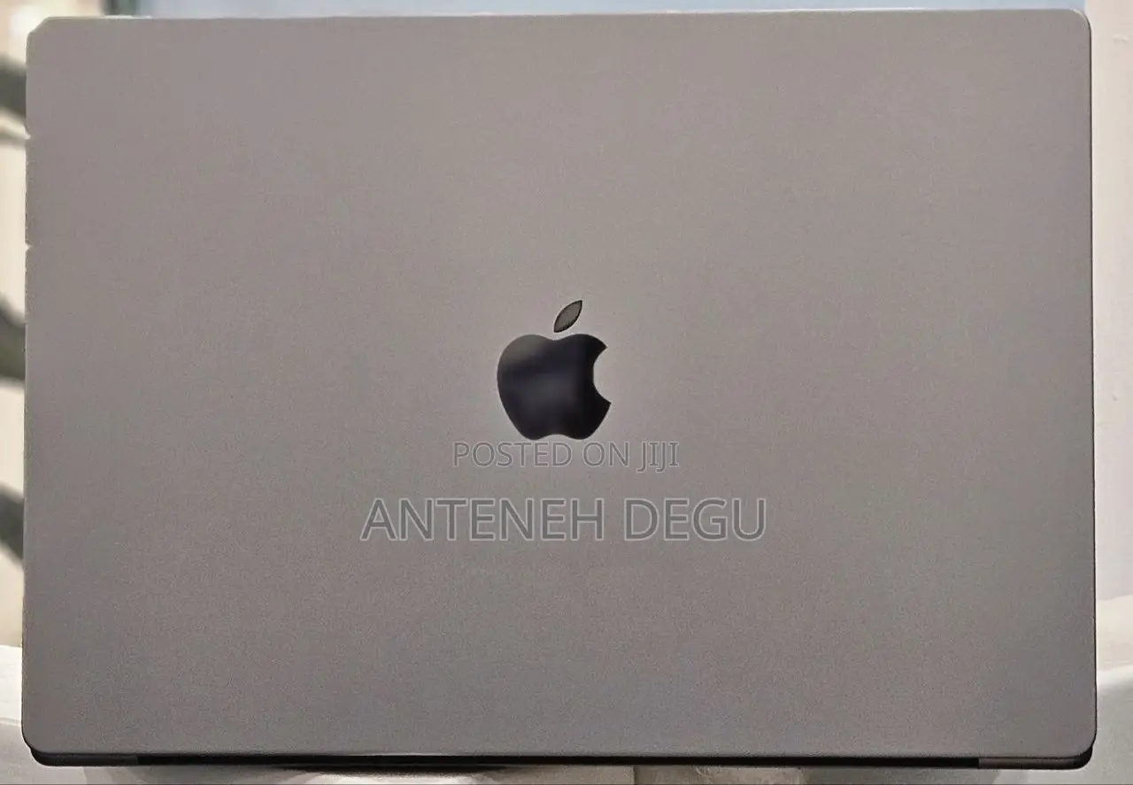 New Laptop Apple MacBook 16GB Apple M1 Pro SSD 1T