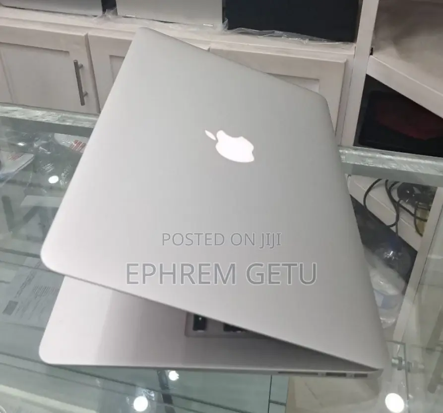 New Laptop Apple MacBook Air 2017 8GB Intel Core I5 SSD 128GB