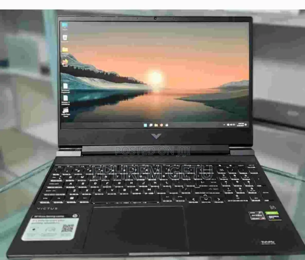 New Laptop HP Victus 15 8GB AMD Ryzen 5 SSD 512GB