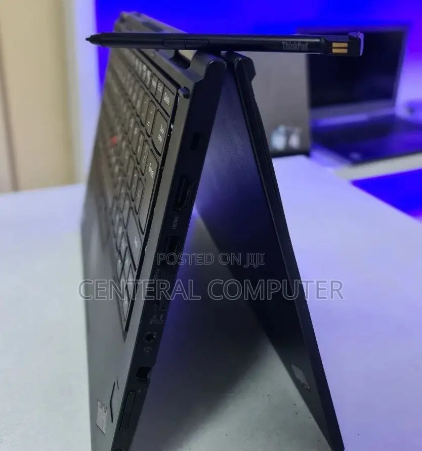 New Laptop Lenovo Yoga 260 8GB Intel Core I5 SSD 512GB