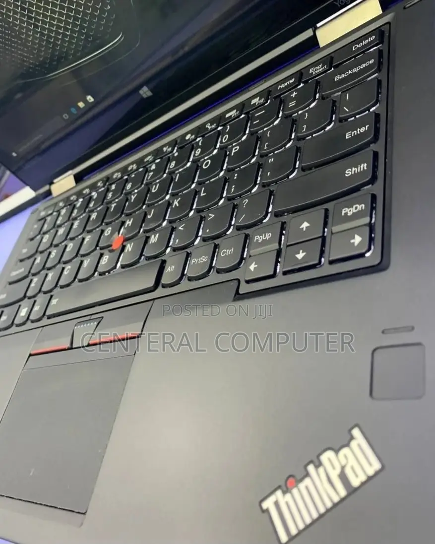 New Laptop Lenovo Yoga 260 8GB Intel Core I5 SSD 512GB