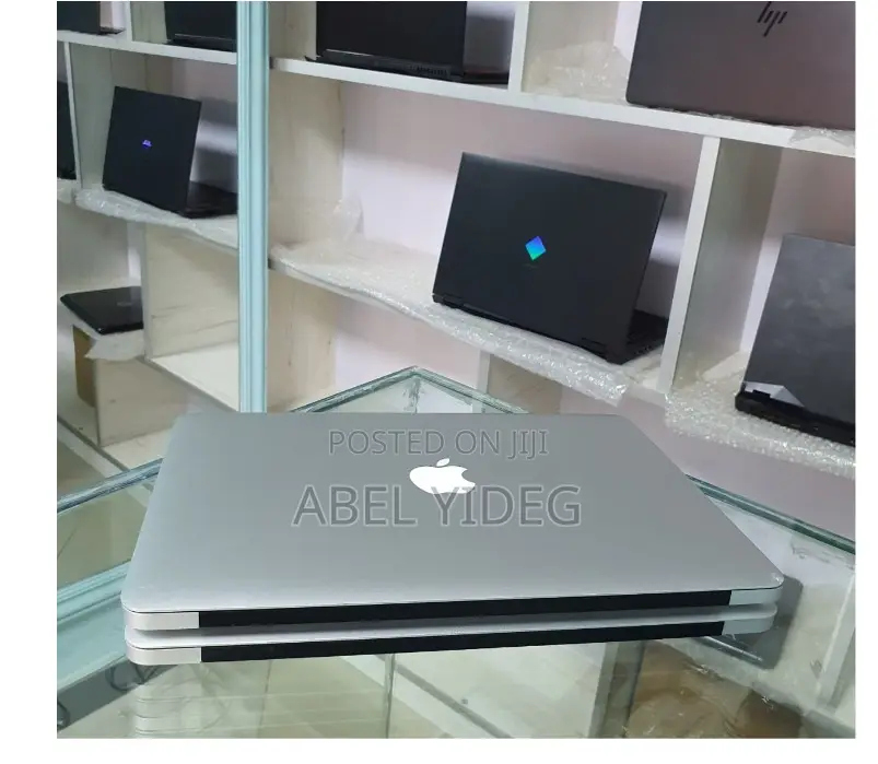 New Laptop Apple MacBook Air 2015 8GB Intel Core I5 SSD 128GB