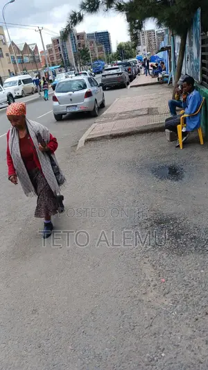 Photo - የሚሸጥ ዋና አስፓልት ላይ ያለ ቦታ ፌጋ