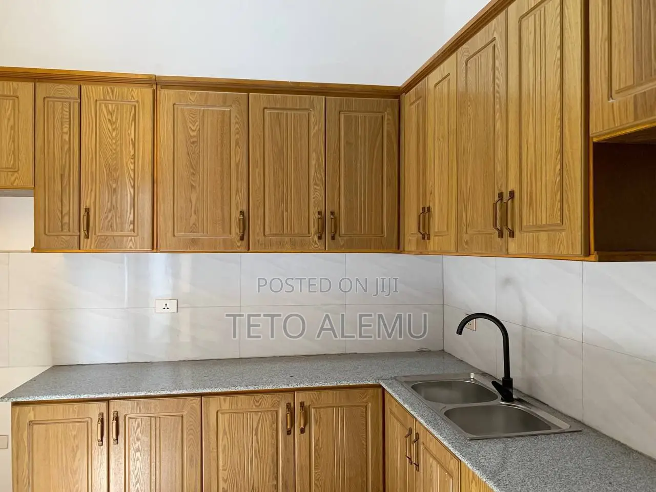 3bdrm Villa in የሚሸጥ ቪላ አያት አያት አካባቢ, Bole for sale