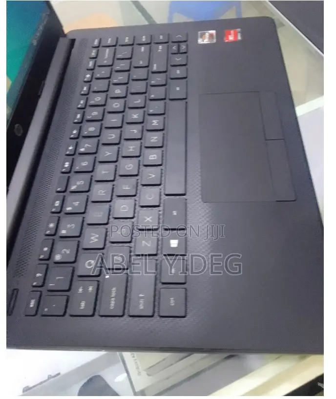 New Laptop HP Stream Notebook 8GB AMD Ryzen 3 SSD 256GB