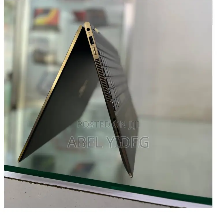 New Laptop HP Spectre X360 16GB Intel Core I7 SSD 512GB