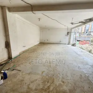 6bdrm House in የሚሸጥ ፌኒሽግ የቀርው ቤት, Yeka for sale