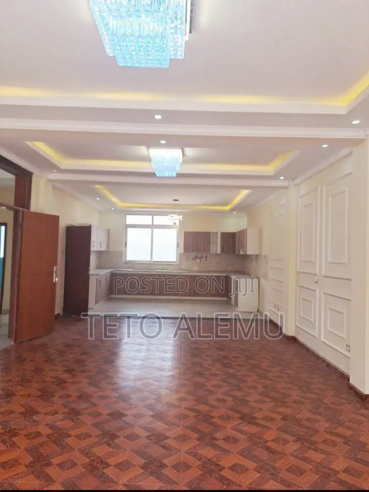 5bdrm House in የሚሸጥ ቤት ጎሮ አካባቢ, Bole for sale