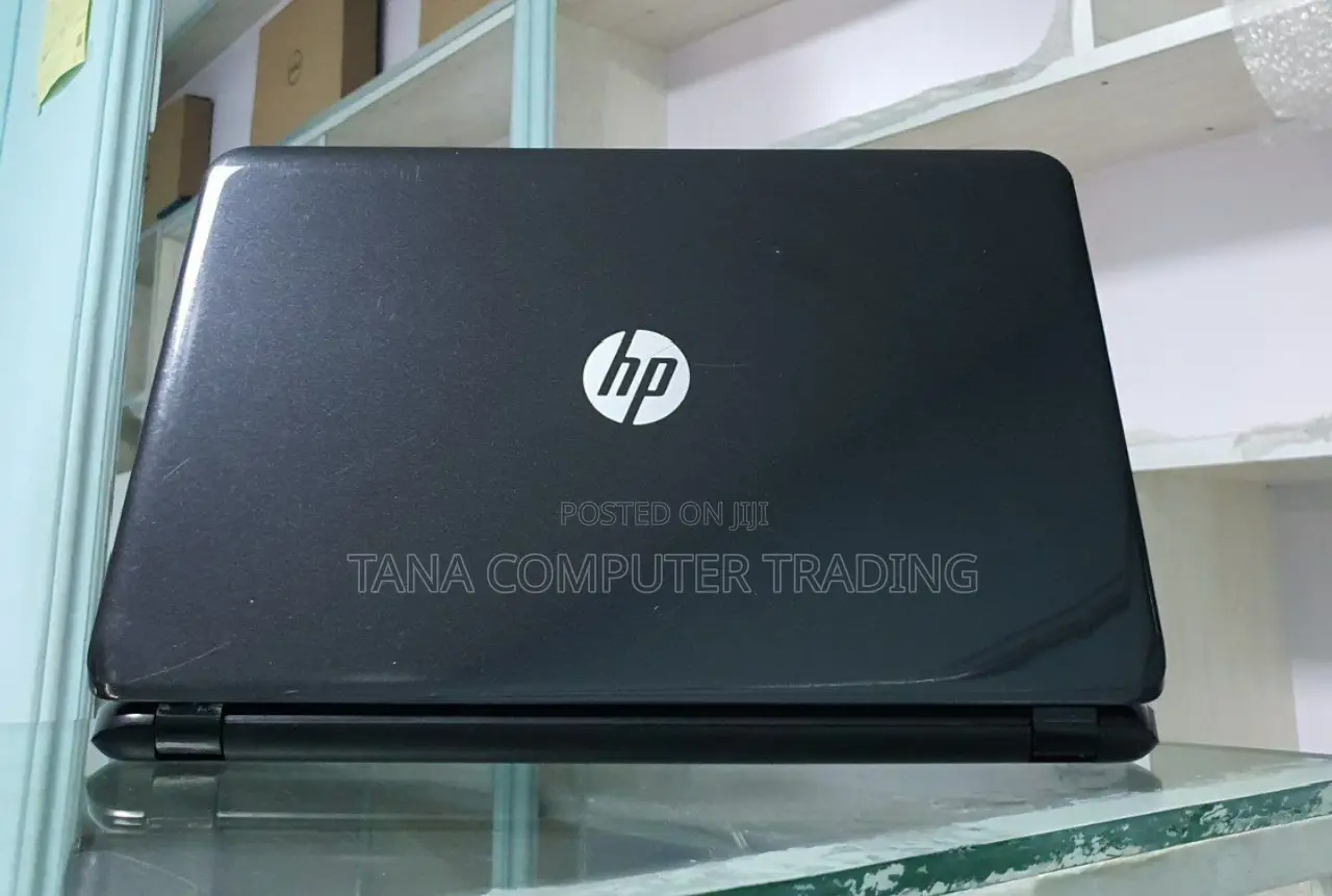 New Laptop HP Stream Notebook 8GB Intel Core I5 HDD 1T