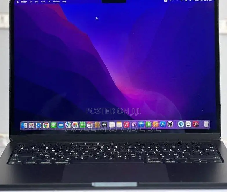 New Laptop Apple MacBook Air 2020 M1 8GB Apple M1 SSD 256GB