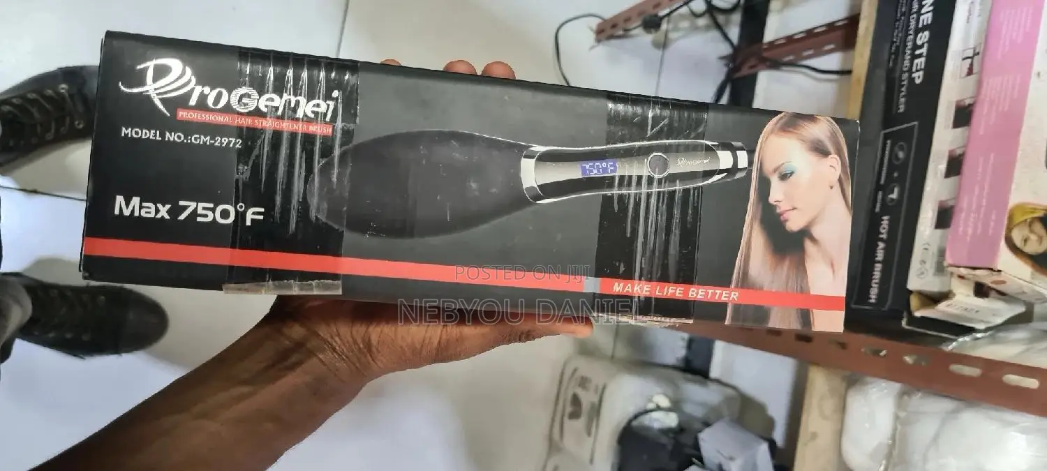 Progemei Hair Straightener Brush