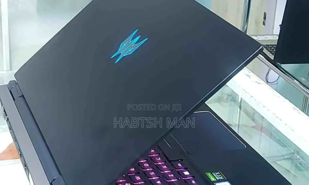New Laptop Acer Predator Helios 300 16GB Intel Core i9 SSD 512GB