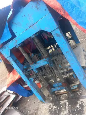 ብሎኬት ማምረቻ ሽያጭ