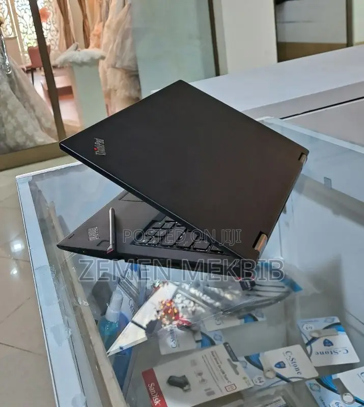 New Laptop Lenovo ThinkPad Yoga 8GB Intel Core I5 SSD 512GB