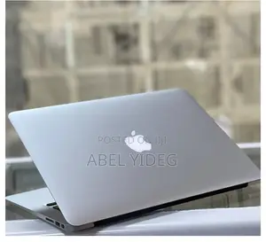 New Laptop Apple MacBook Air 2017 8GB Intel Core I5 SSD 256GB