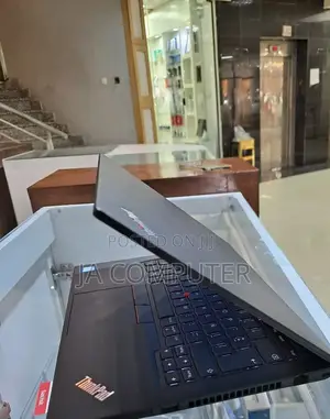 New Laptop Lenovo Thinkpad T490s 16GB Intel Core I7 SSD 512GB