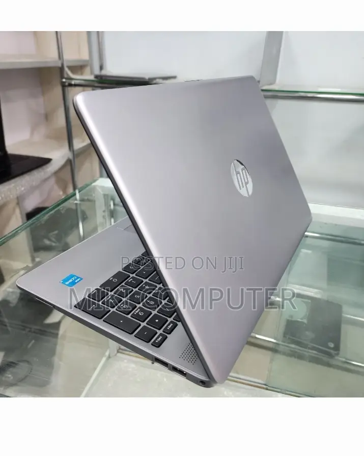 New Laptop HP Stream Notebook 8GB Intel Core i3 SSD 256GB