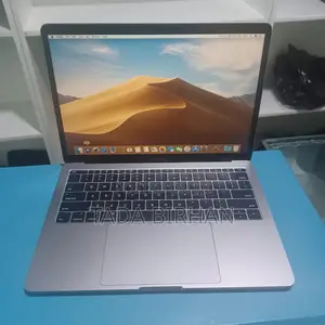 New Laptop Apple MacBook Pro 2017 8GB Intel Core i5 SSD 256GB