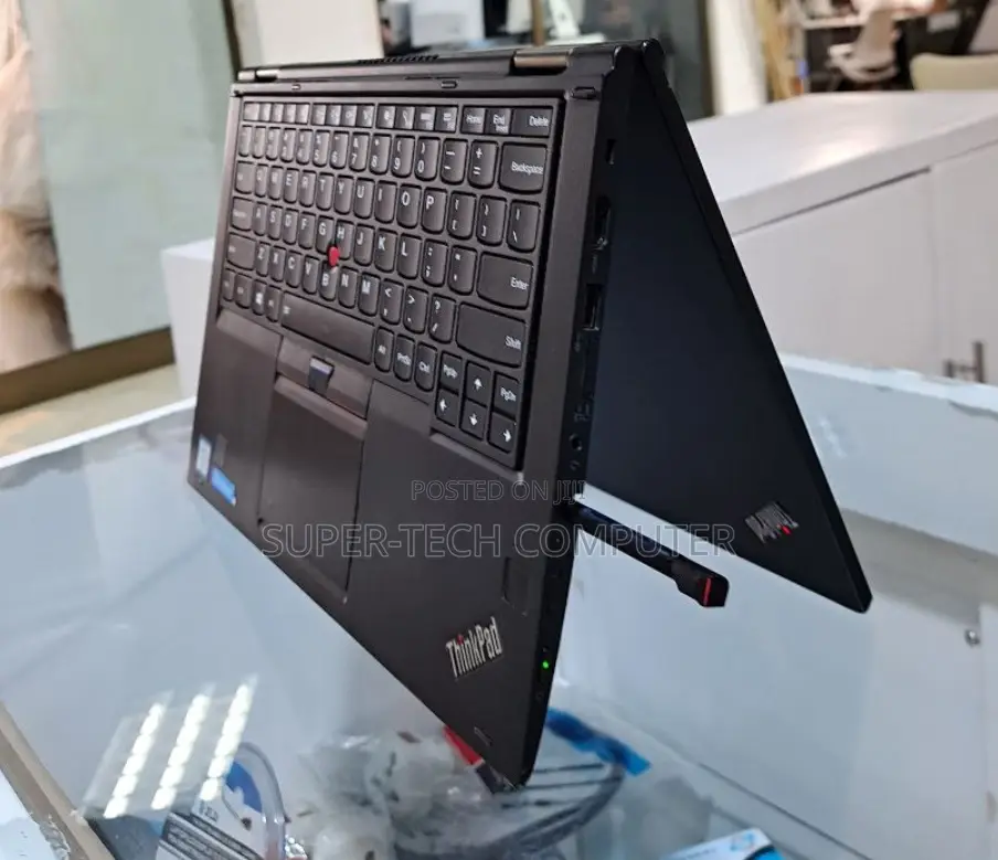 New Laptop Lenovo Yoga 260 8GB Intel Core I5 SSD 512GB