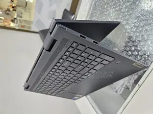 New Laptop Lenovo Yoga 700 8GB Intel Core I5 SSD 512GB