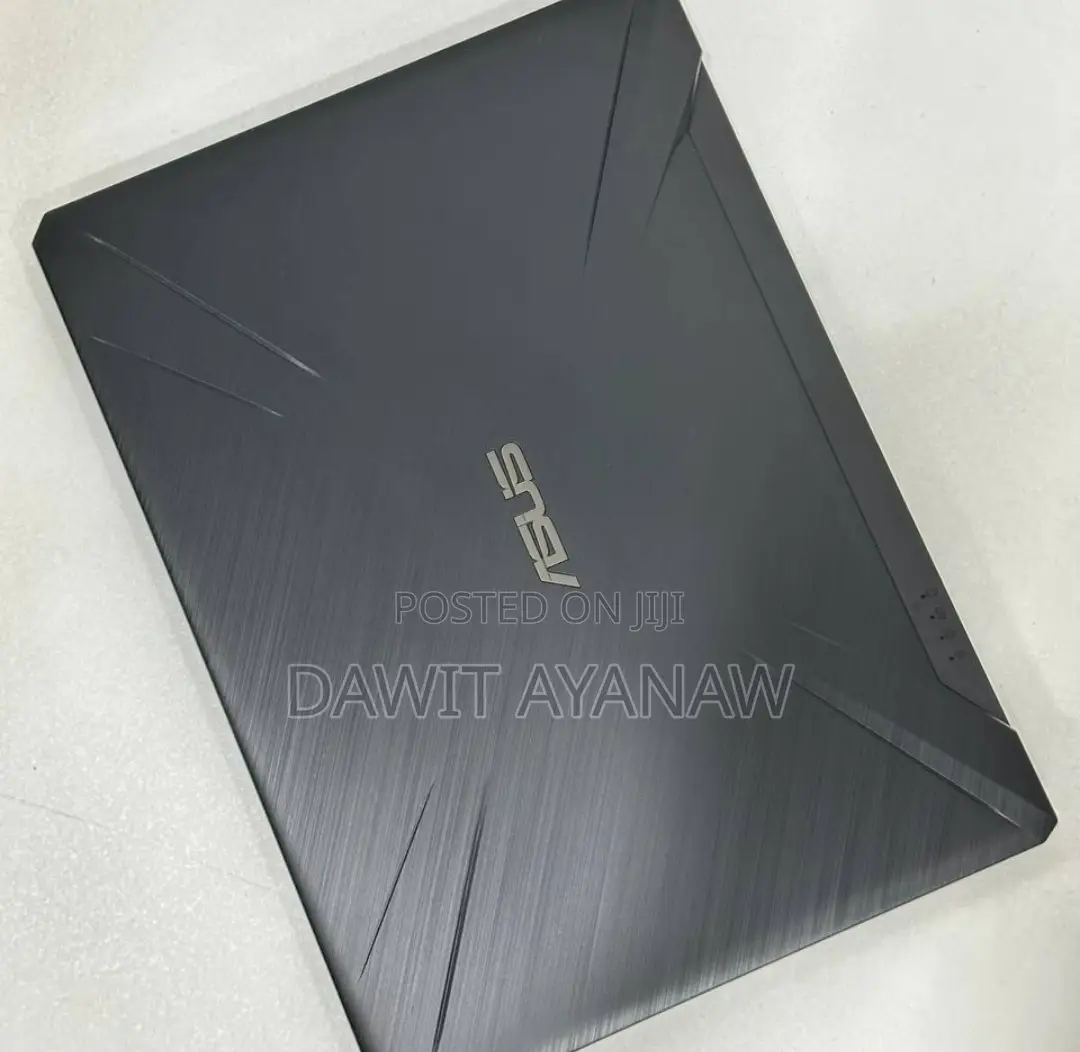 New Laptop Asus 16GB AMD Ryzen 7 SSD 512GB