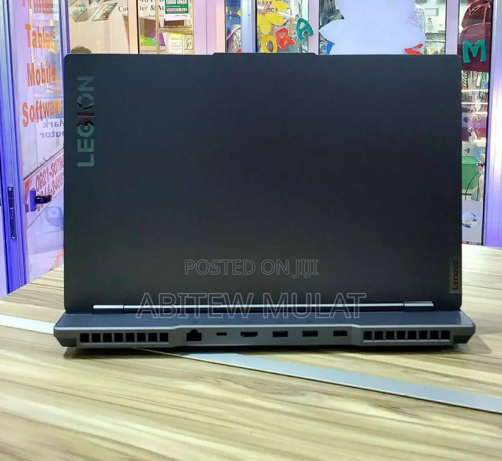 New Laptop Lenovo Legion 5 16GB AMD Ryzen 7 SSD 512GB