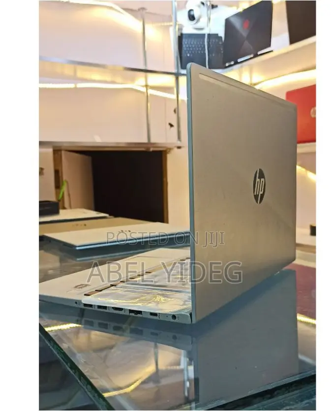 New Laptop HP ProBook 440 8GB AMD Ryzen 5 SSD 512GB