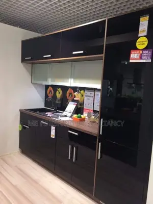 Aesthetic And Durable Kitchen Cabinets