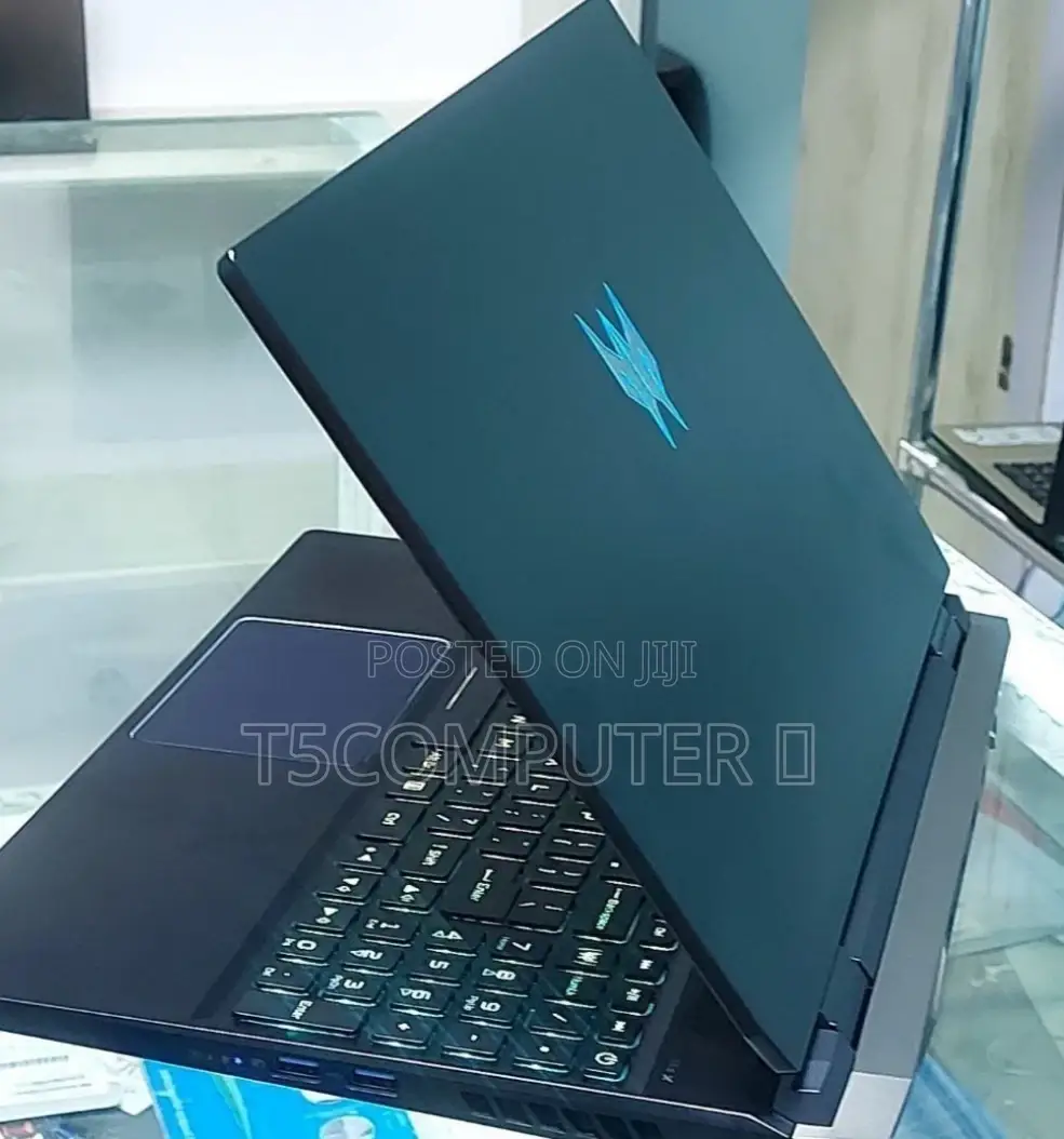 New Laptop Acer Predator Helios 300 16GB Intel Core I9 SSD 512GB