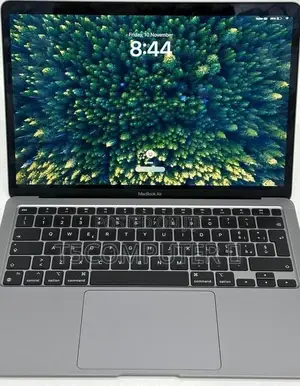 New Laptop Apple MacBook Pro 2020 M1 16GB Intel Core I9 SSD 256GB