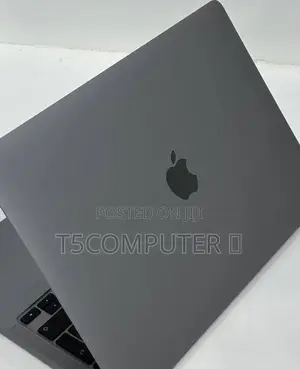 New Laptop Apple MacBook Pro 2020 M1 16GB Intel Core I9 SSD 256GB