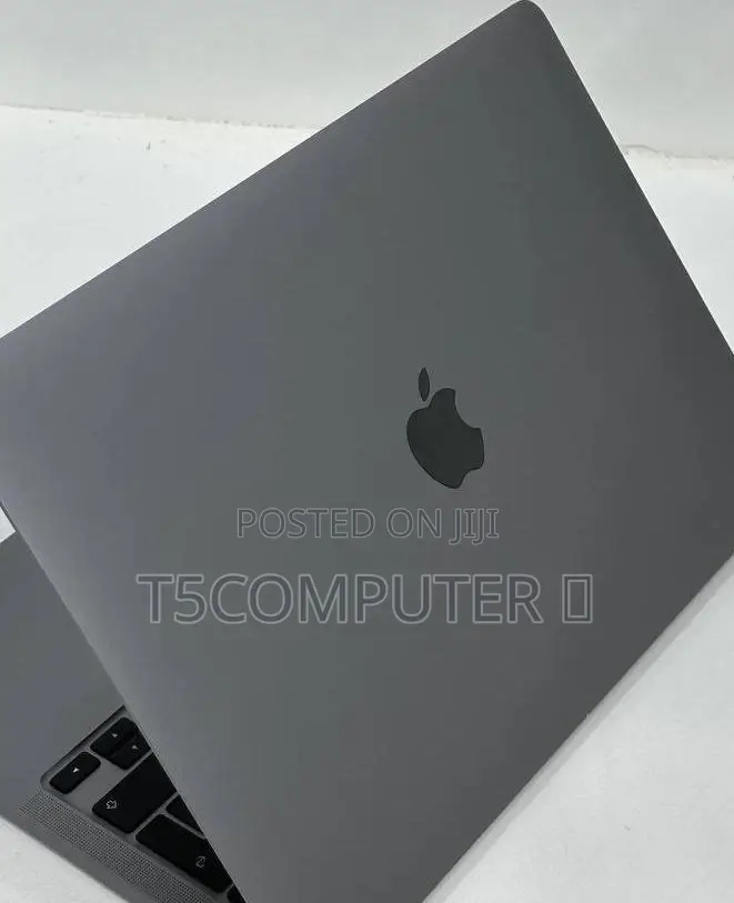 New Laptop Apple MacBook Pro 2020 M1 16GB Intel Core I9 SSD 256GB