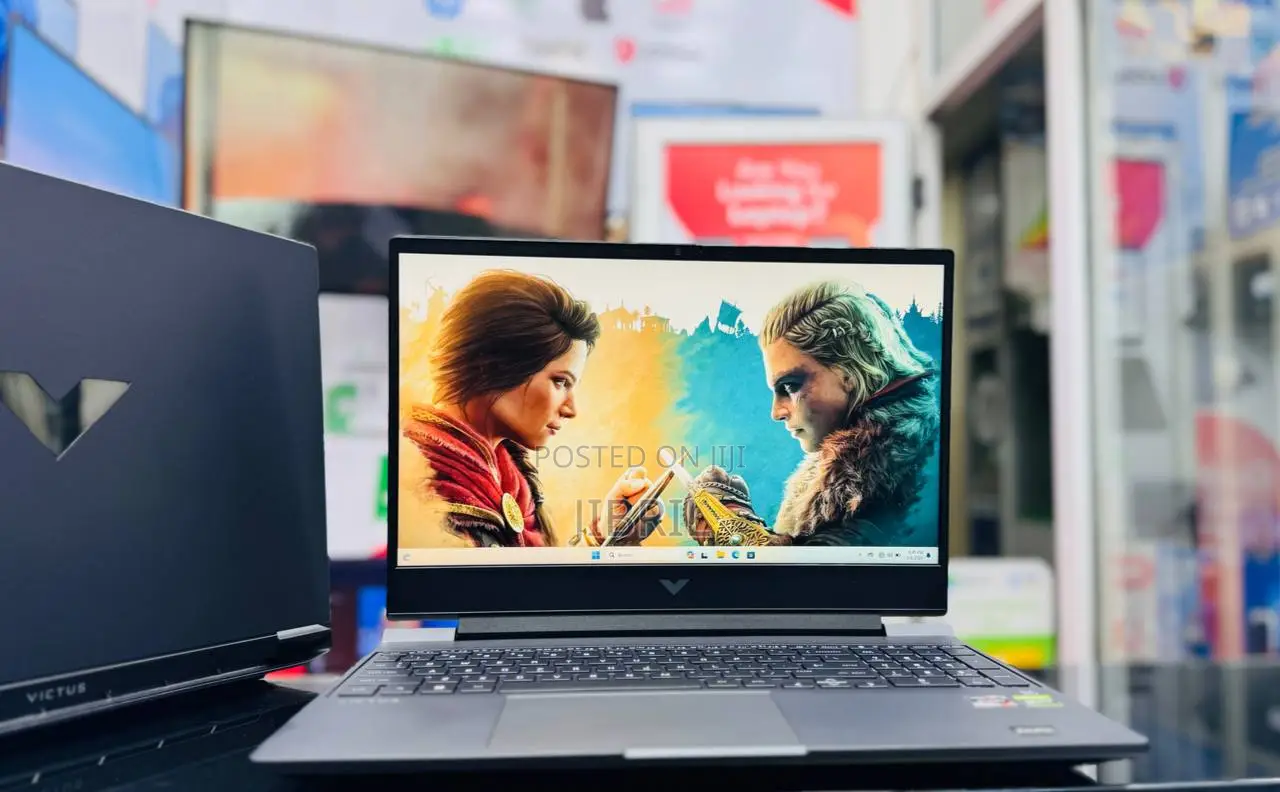 New Laptop HP Victus 15 16GB AMD Ryzen 5 SSD 1T