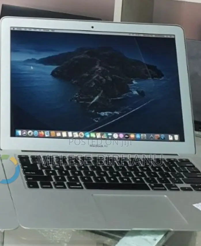 New Laptop Apple MacBook Air 2015 8GB Intel Core I5 SSD 128GB