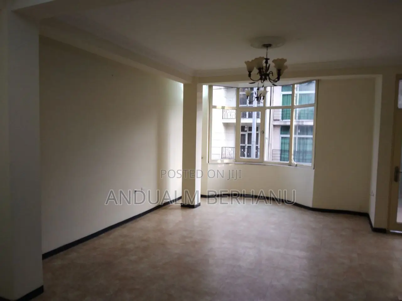 5bdrm Villa in Bole for sale