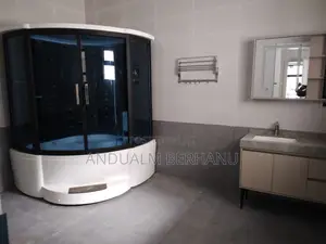 7bdrm Villa in Bole for sale