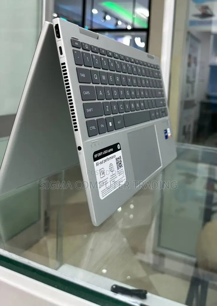 New Laptop HP Envy X360 16GB Intel Core I7 SSD 1T