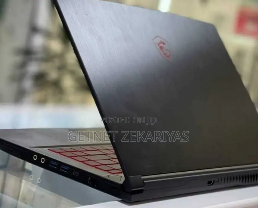 New Laptop MSI GF63 8GB Intel Core I5 SSD 512GB
