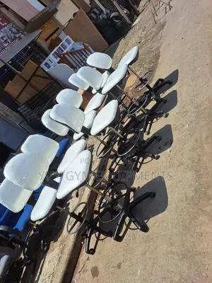 Secretary Chair የቢሮ ወንበር