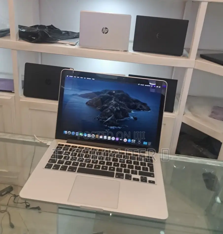 New Laptop Apple MacBook 2015 8GB Intel Core I5 SSD 128GB