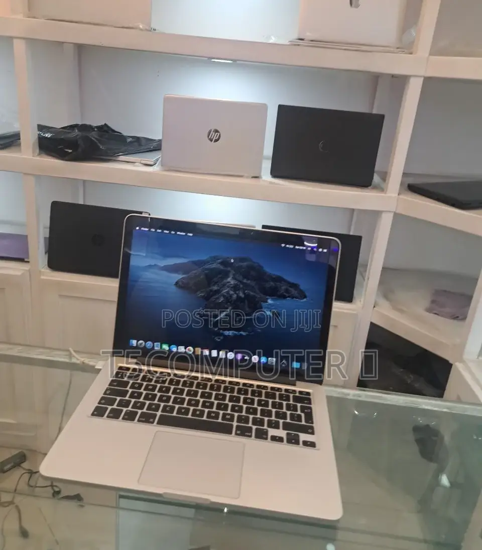 New Laptop Apple MacBook 2015 8GB Intel Core I5 SSD 128GB