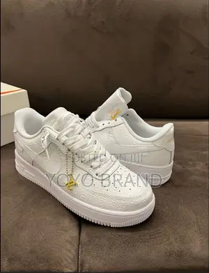 Nike Lv Air Force 1 Fashio Sneaker