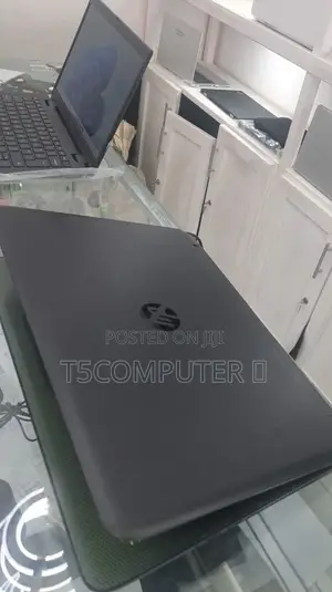 New Laptop HP Pavilion 15 8GB Intel Core I5 SSD 128GB