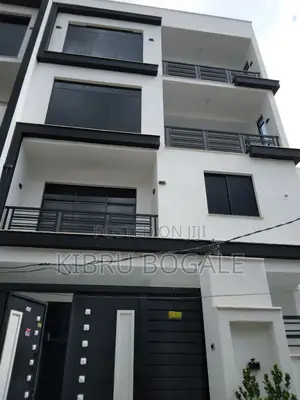 8bdrm House in Bole Bulbula for sale