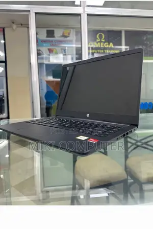 New Laptop HP 8GB Intel SSD 256GB