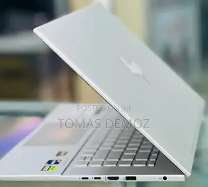 Photo - New Laptop HP Envy X2 11 32GB Intel Core I9 SSD 1T