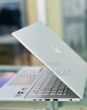 Photo - New Laptop HP Envy 15 32GB Intel Core I9 SSD 1T