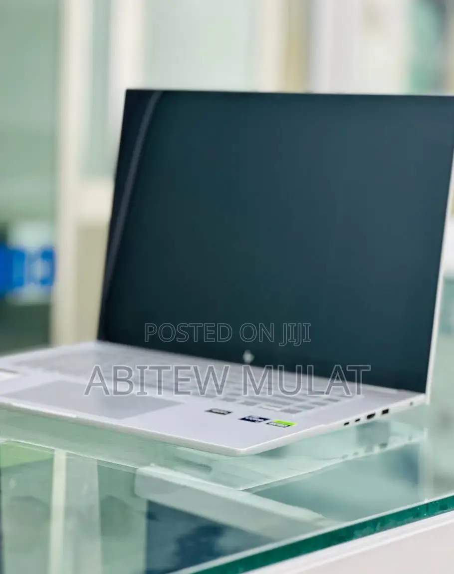 New Laptop HP Envy 15 32GB Intel Core I9 SSD 1T