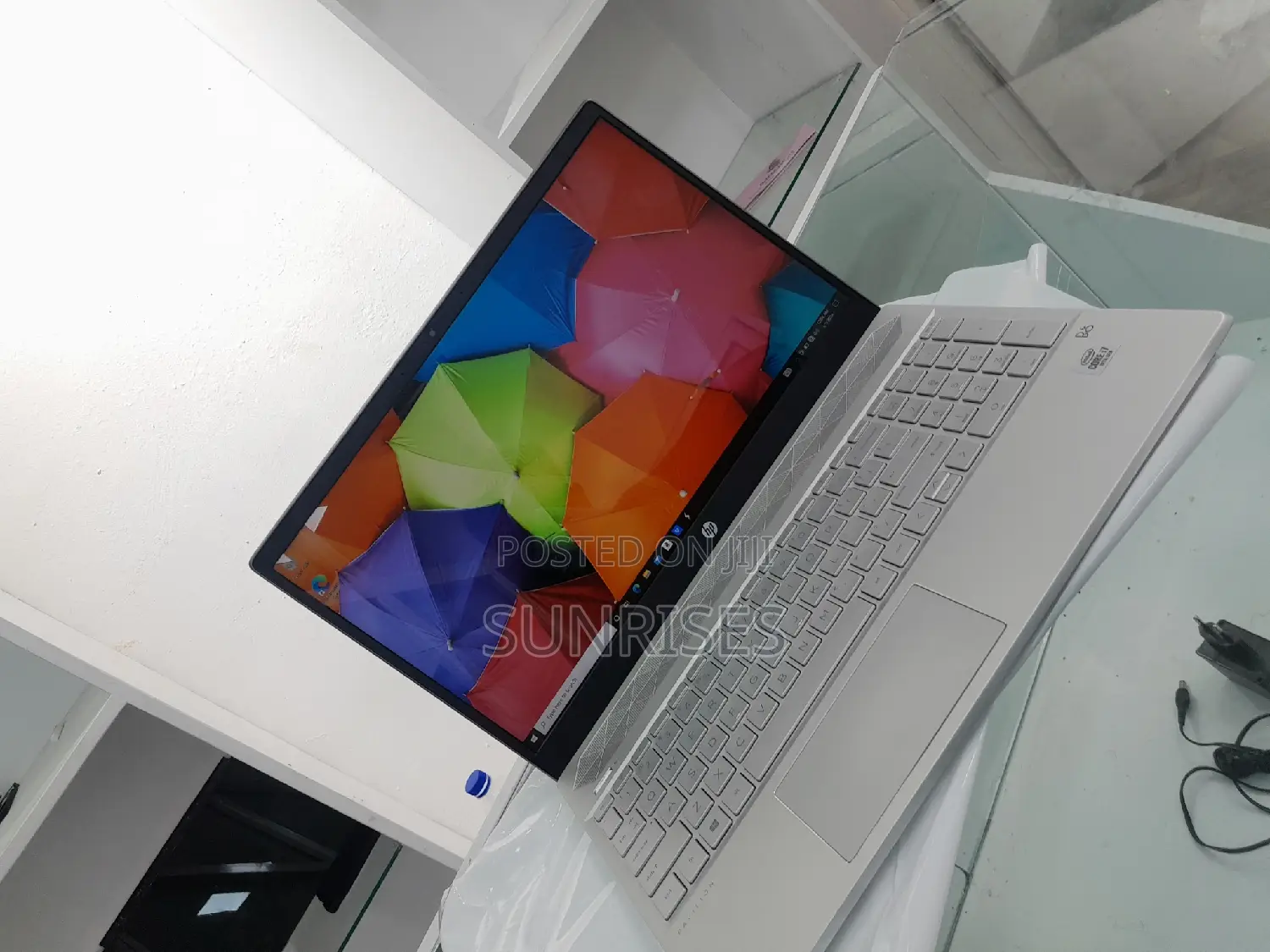 New Laptop HP Pavilion 15 8GB Intel Core I7 SSD 1T