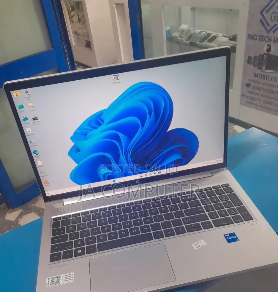 New Laptop HP ProBook 450 16GB Intel Core I5 SSD 512GB